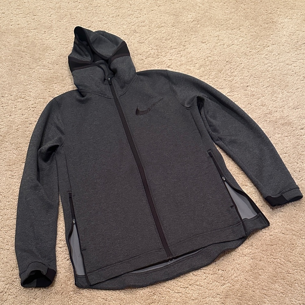 Nike Therma Flex Showtime Full-Zip Basketball Hoodie